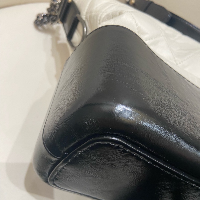 Chanel香奈兒黑白流浪包 尺寸：27*8*21cm 鐳射25開 附件：保卡、塵袋-7