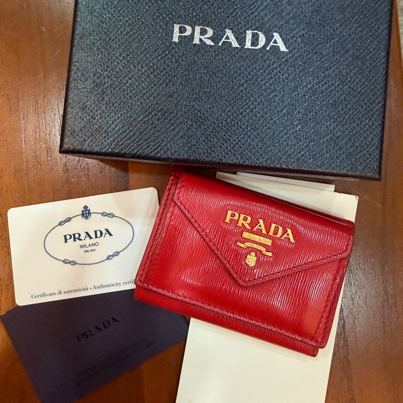 PRADA-1