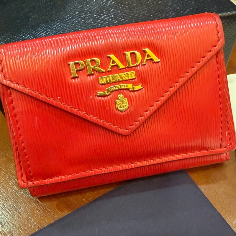 PRADA-12