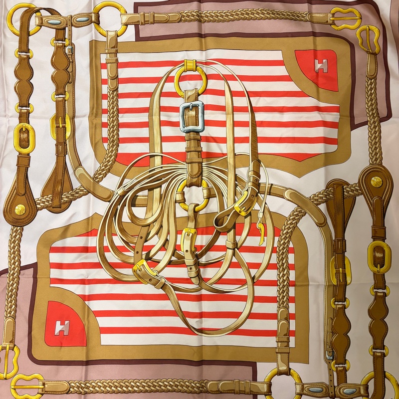 愛馬仕絲巾真絲正品附盒 90絲巾 經典馬具圖騰 超粉嫩粉紅配色 經典設計師款-4
