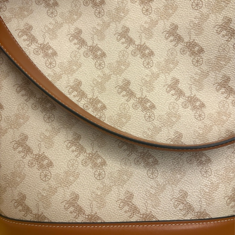 COACH馬車水桶包-6