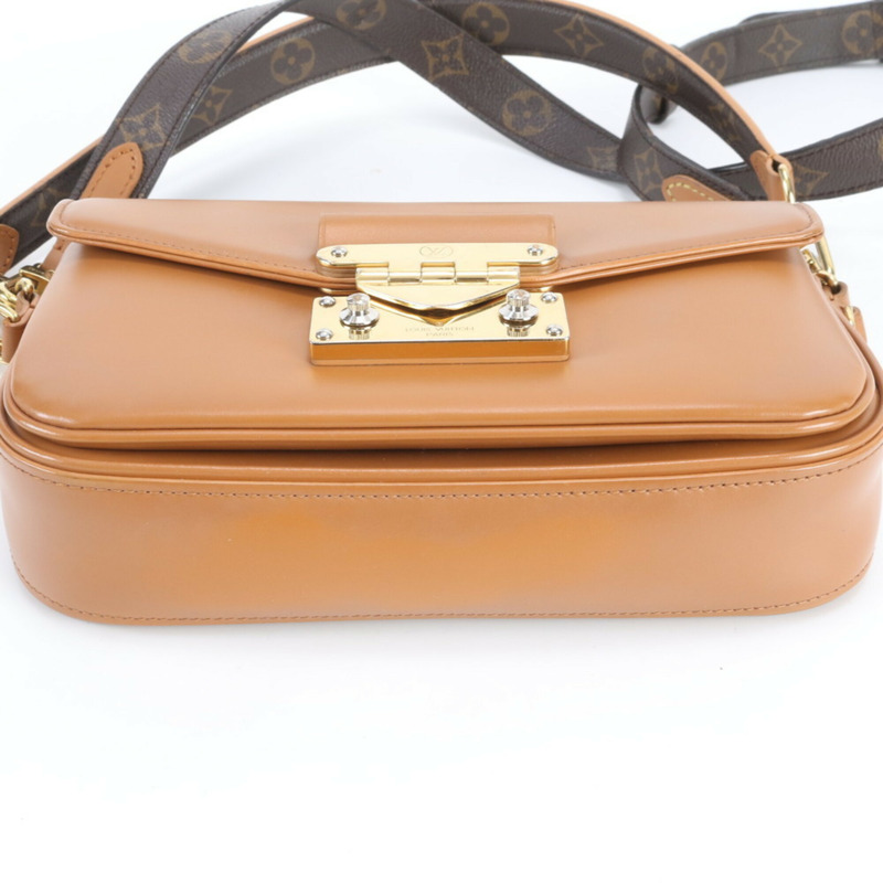 路易威登女士RFID防護Swing榛果色M20396兩用肩背包/斜背包-6