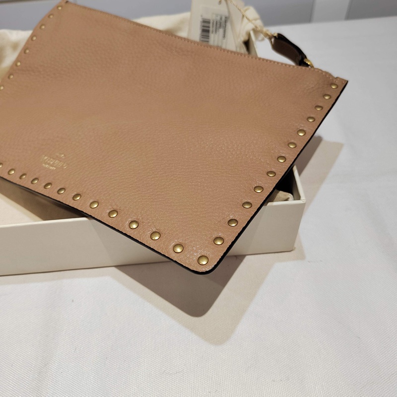 閒置新Valentino華倫天奴女士柳釘大號手拿包-3