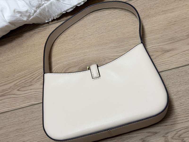 LYRA 小號肩背包-1