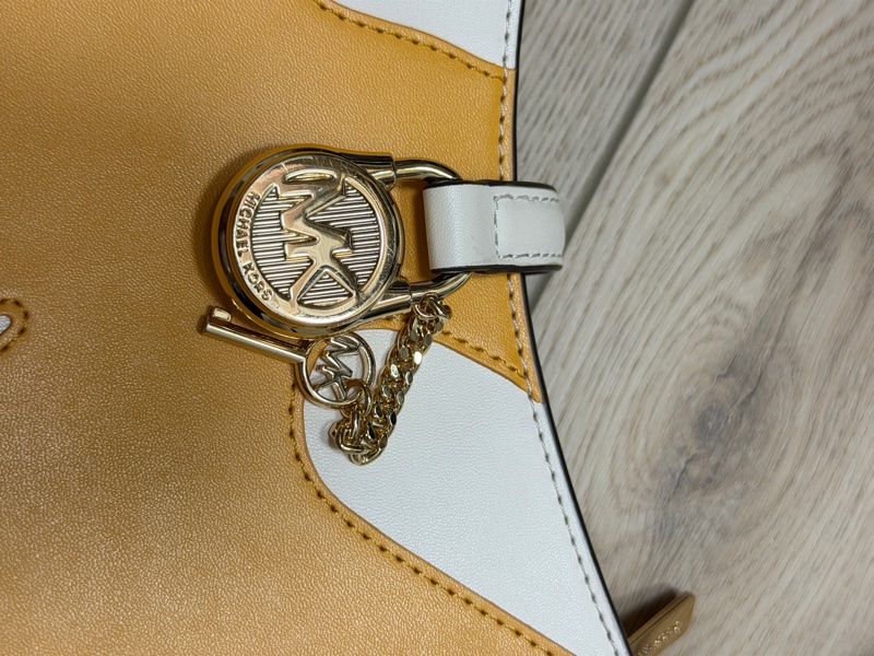 LYRA 小號肩背包-3