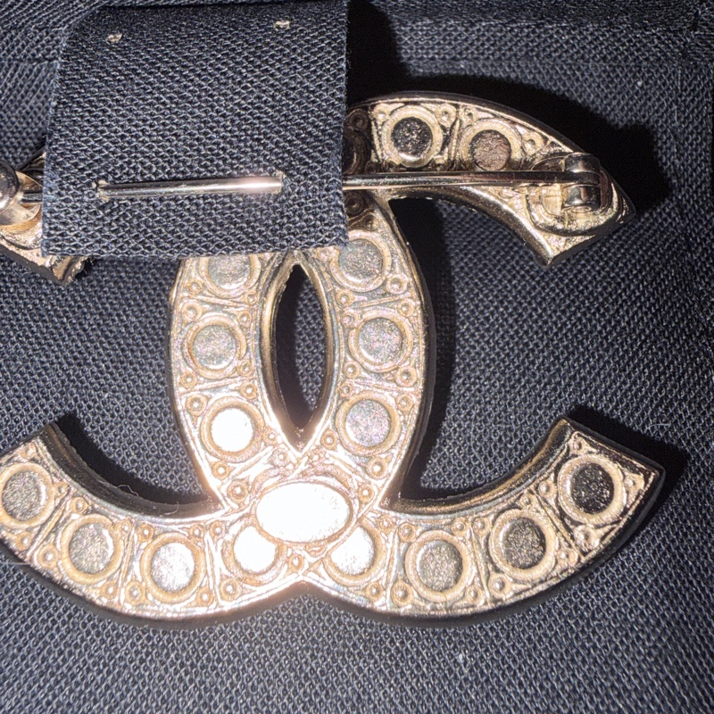 Chanel權全新珍珠胸針-4