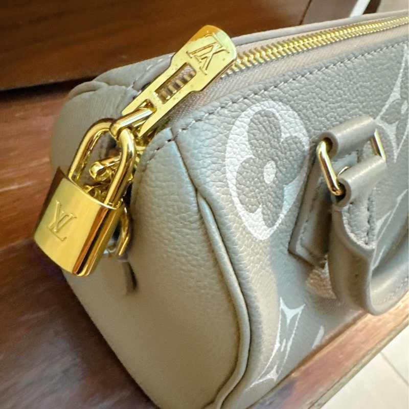 LV Speedy Bandoulière 20-1