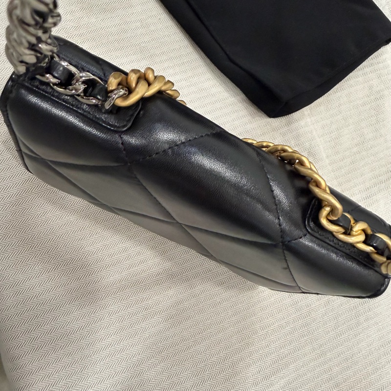 Chanel 香奈兒 晶片款 19woc 黑金-8