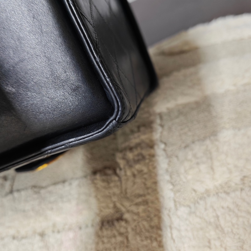 ChanelVintage 大金扣化妝箱相機包包 標齊-19