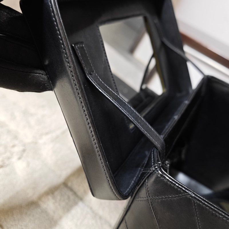 ChanelVintage 大金扣化妝箱相機包包 標齊-24