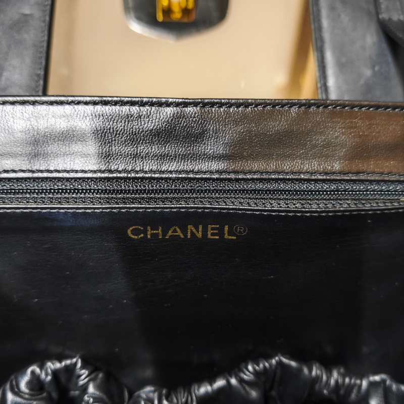 ChanelVintage 大金扣化妝箱相機包包 標齊-27