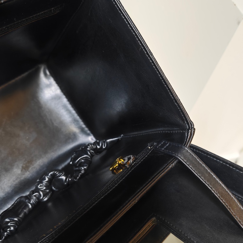 ChanelVintage 大金扣化妝箱相機包包 標齊-33
