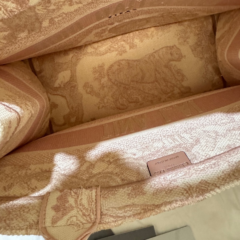 正品 Christian Dior M1296ZTDT 粉白Dior Book Tote 中型托特包-15
