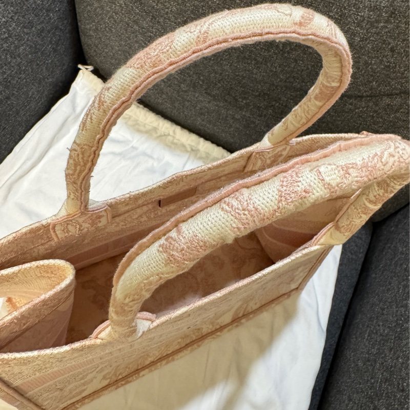 正品 Christian Dior M1296ZTDT 粉白Dior Book Tote 中型托特包-18