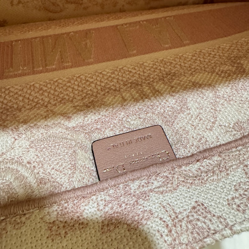 正品 Christian Dior M1296ZTDT 粉白Dior Book Tote 中型托特包-24