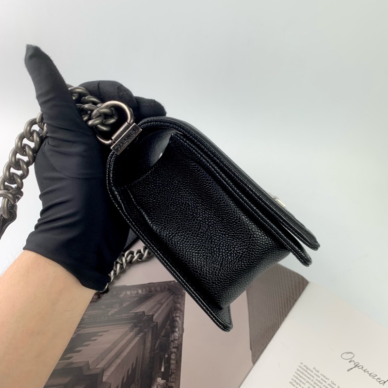Chanel boy25荔枝皮黑銀-5