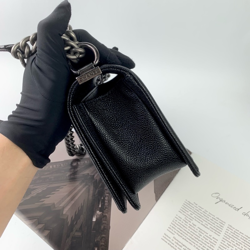 Chanel boy25荔枝皮黑銀-8