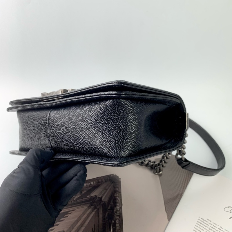 Chanel boy25荔枝皮黑銀-9