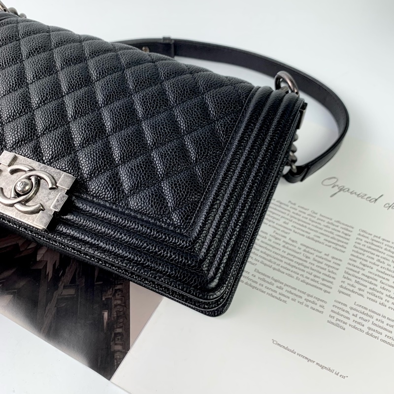 Chanel boy25荔枝皮黑銀-10