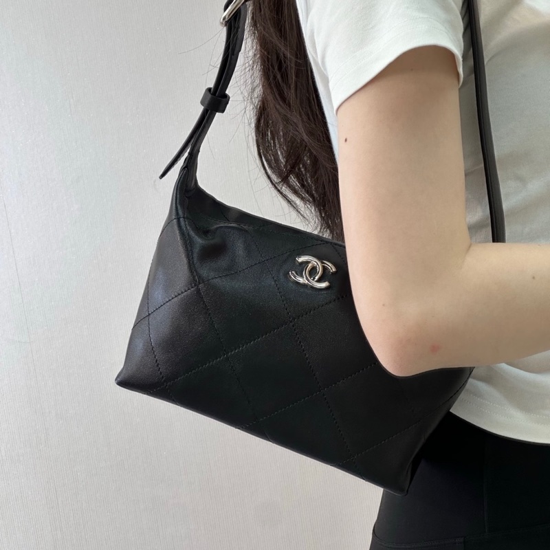 Chanel  26P Hobo黑色菱格紋腋下包 small size小號-4