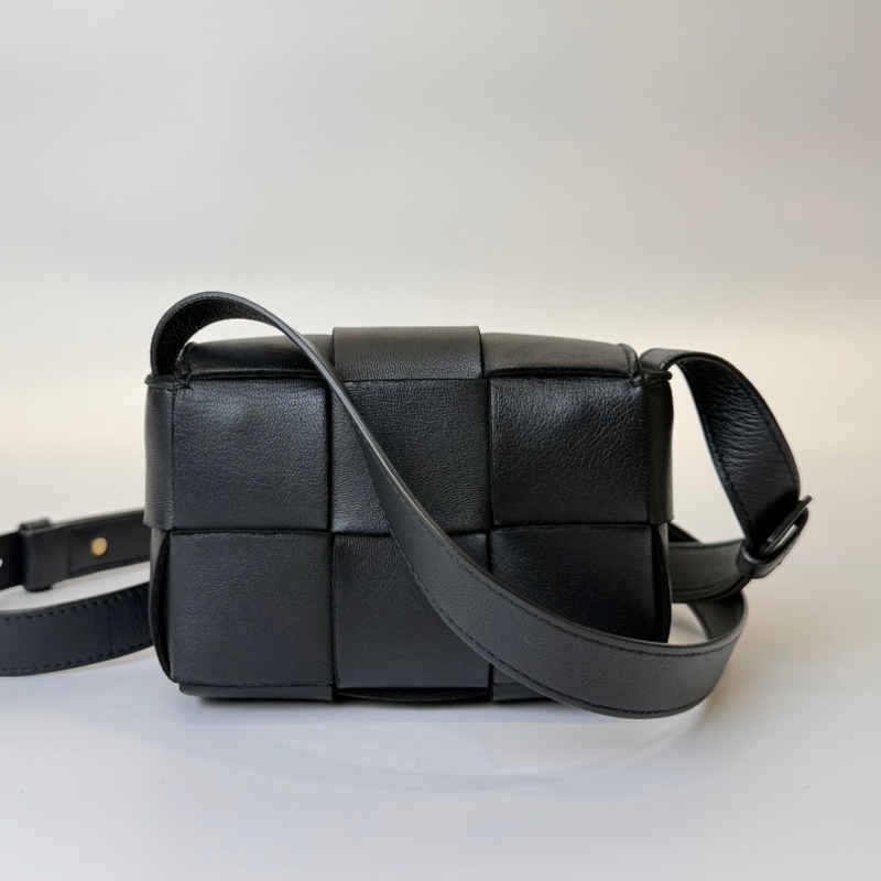 BV mini cassette六格編織小枕頭-12