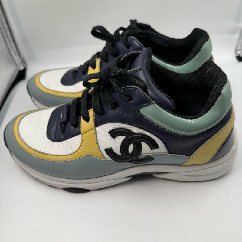 Chanel 香奈兒 運動休閒鞋 黑白綠拼色 38碼 拼皮材質 雙C標誌 🈚附件-0