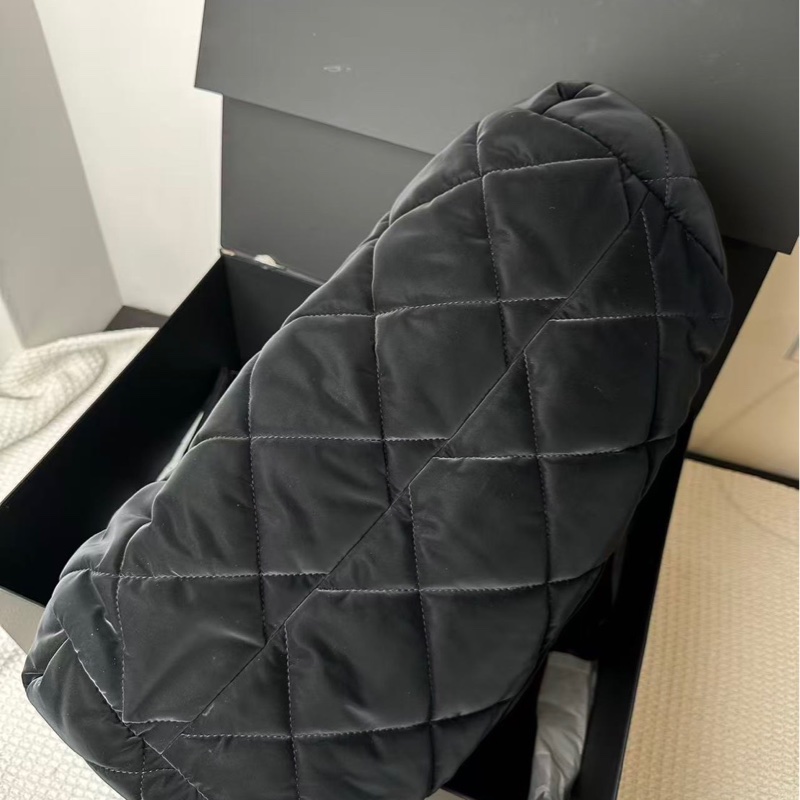 ❄️ CHANEL 25N Coco Neige Hobo 滑雪包 ❄️-7