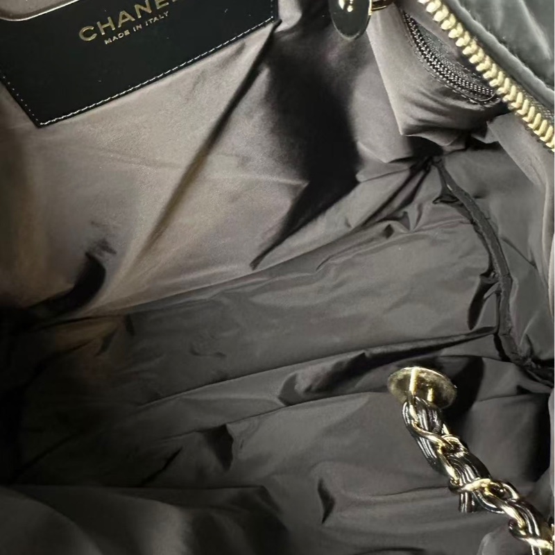 ❄️ CHANEL 25N Coco Neige Hobo 滑雪包 ❄️-10