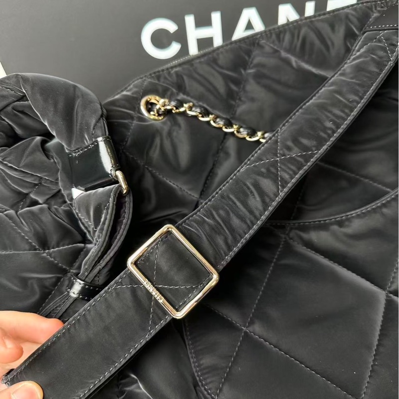 ❄️ CHANEL 25N Coco Neige Hobo 滑雪包 ❄️-11