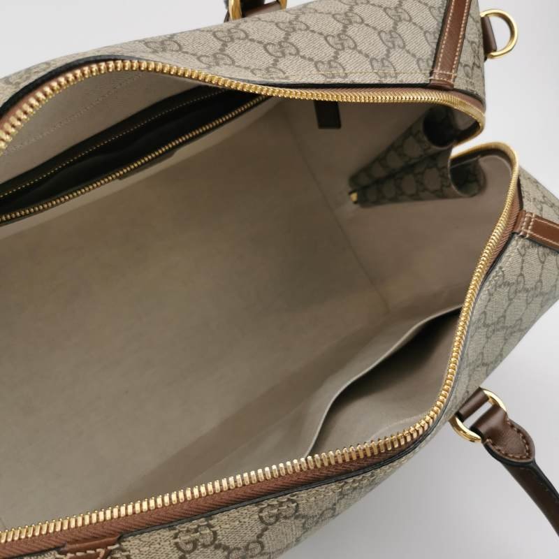 Gucci 牛皮雙G老花皮標Logo斜背包行李箱包-6