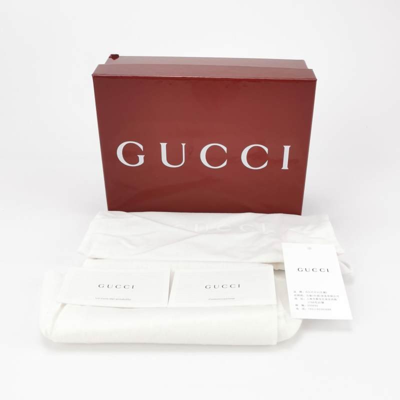 Gucci GG Marmont迷你羊皮V紋絎縫雙G標誌口蓋包斜背包-9