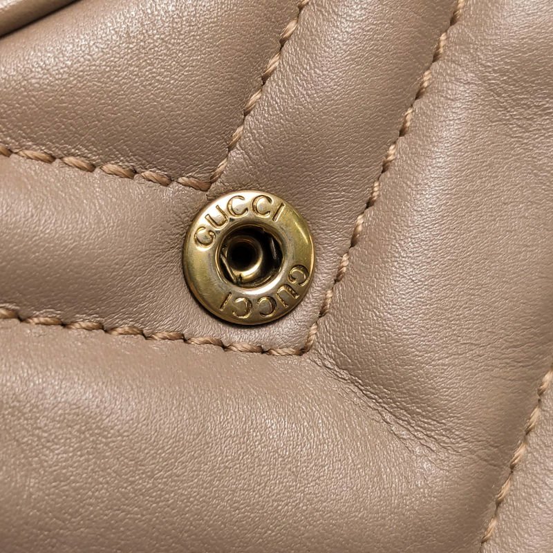 Gucci GG Marmont超迷你牛皮V紋絎縫雙G標誌口蓋包斜背包單肩包-12