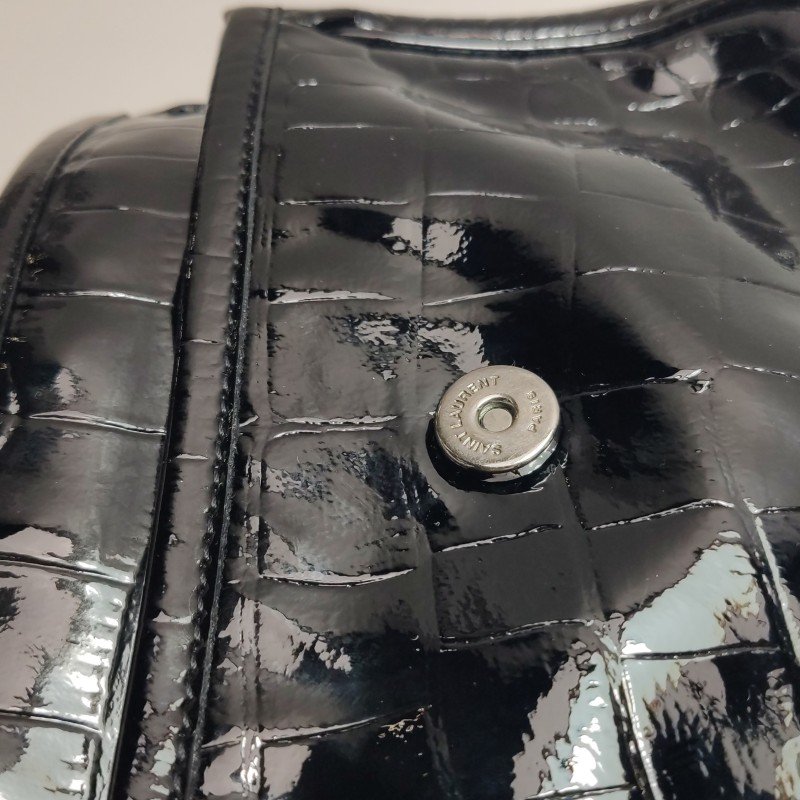 Saint Laurent Niki小號漆皮鱷魚紋YSL標誌肩包-17