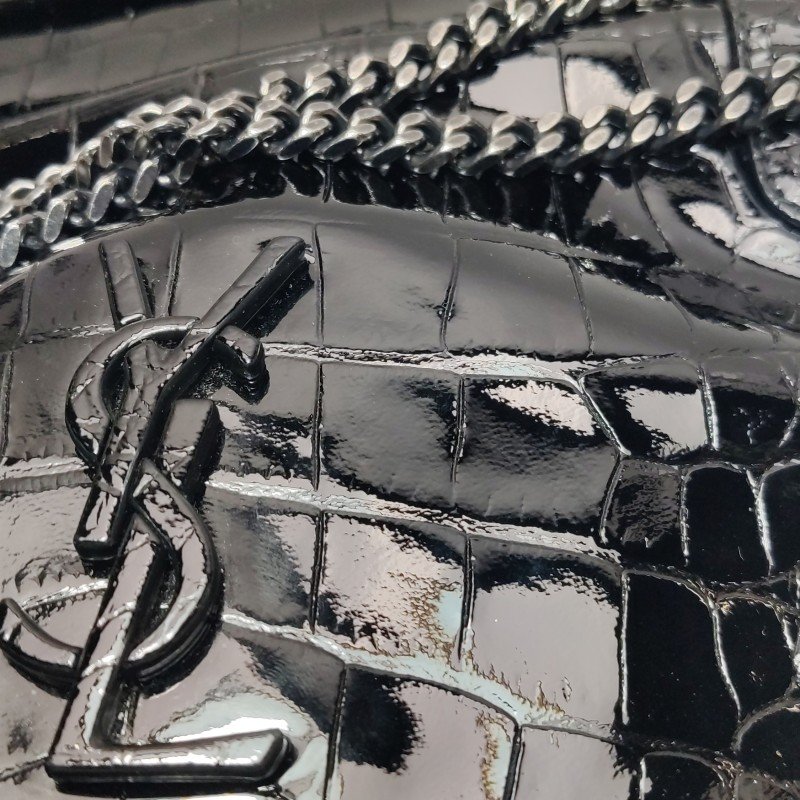 Saint Laurent Niki小號漆皮鱷魚紋YSL標誌肩包-19