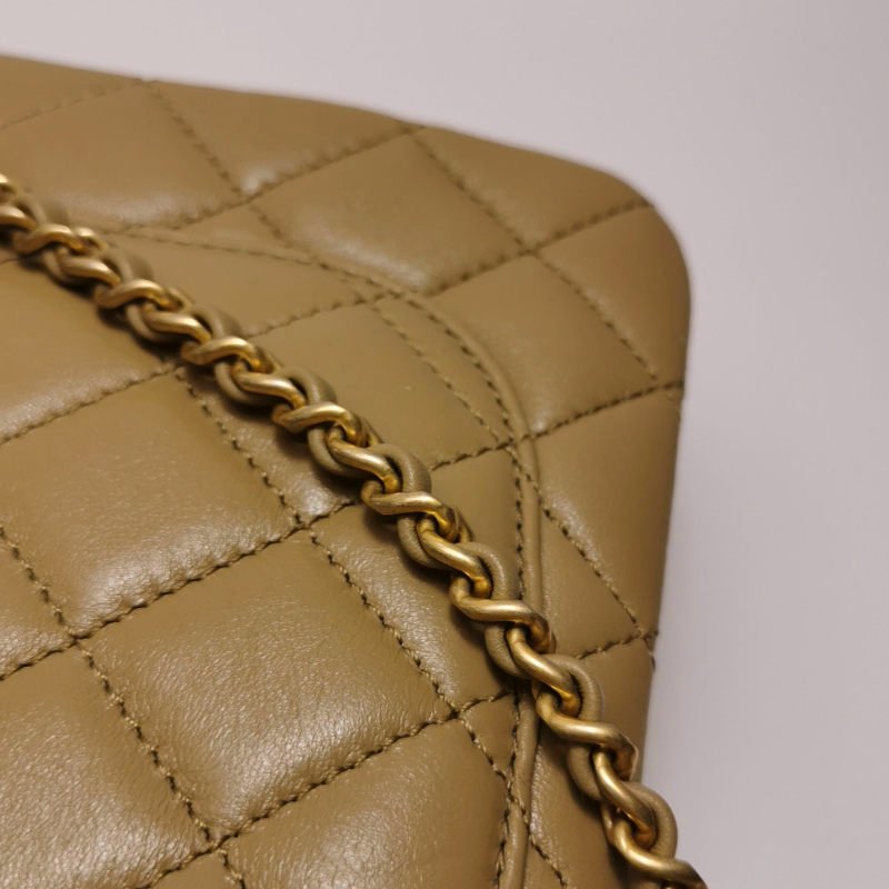 Chanel Classic Flap 季節限定款大mini羊皮金球雙C扣皮穿鏈斜挎包單肩包-13