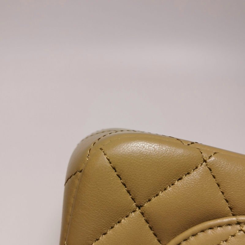 Chanel Classic Flap 季節限定款大mini羊皮金球雙C扣皮穿鏈斜挎包單肩包-14