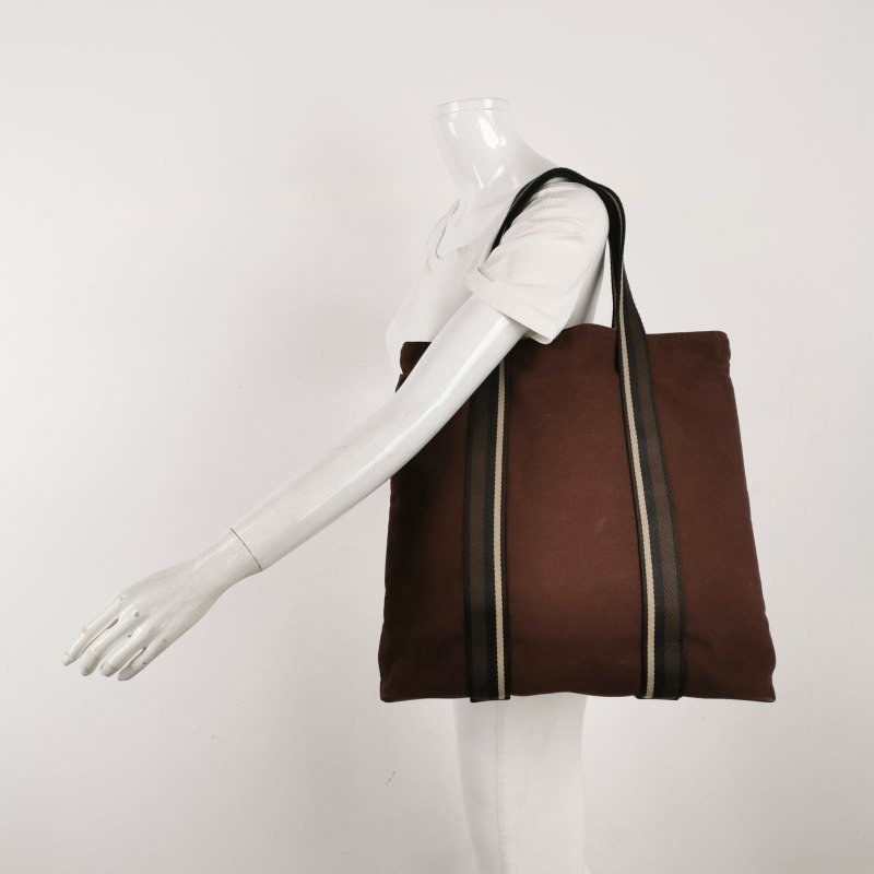 Hermes Troca Horizo​​​​ntal單肩包帆布Evergrain牛皮銀扣紅棕色白色89黑色灰色-1