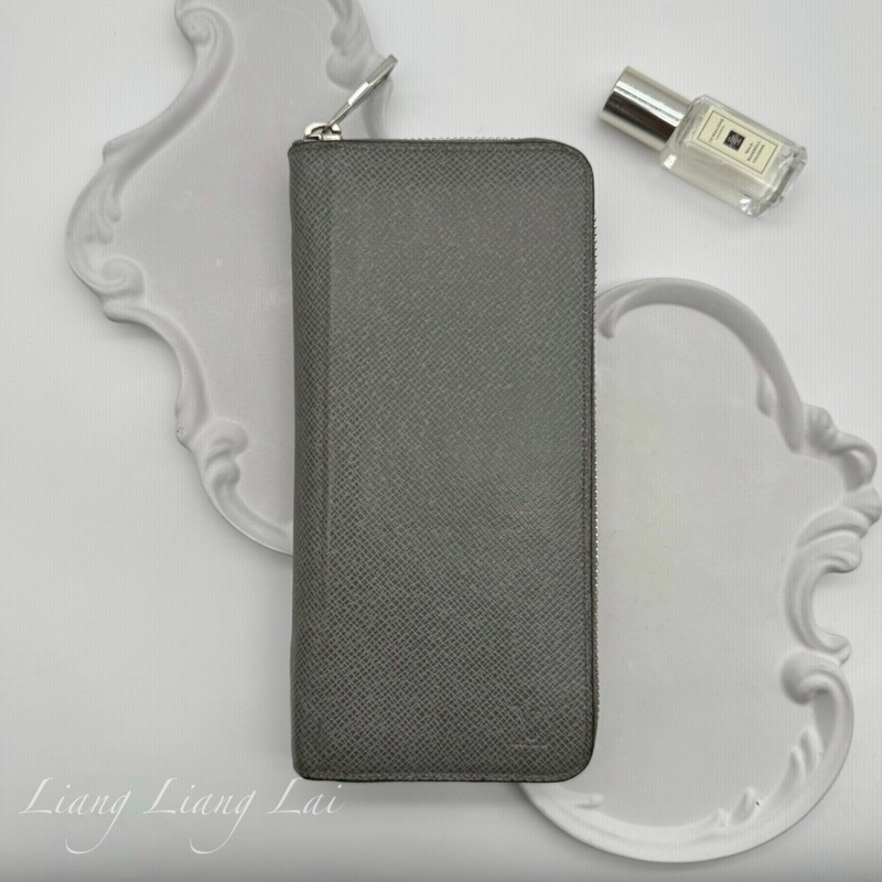 LOUIS VUITTON LV Taiga 牛皮大象灰拉鍊長夾-0