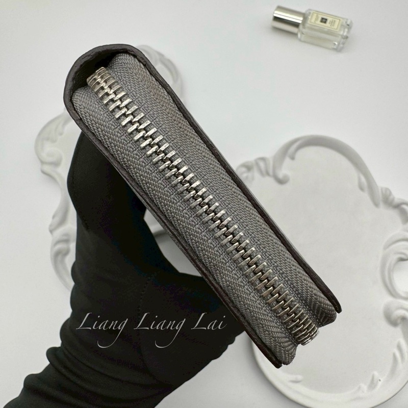 LOUIS VUITTON LV Taiga 牛皮大象灰拉鍊長夾-19