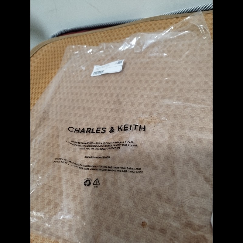 黑色鱷魚皮信封包官網限定版-16