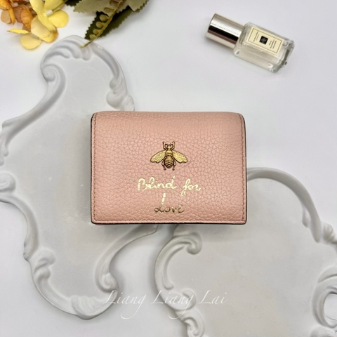 GUCCI經典蜜蜂金屬 LOGO 卡夾 | 短夾