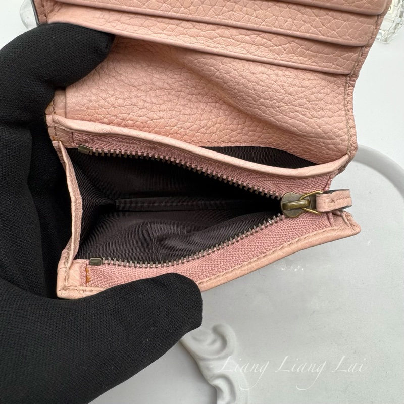 GUCCI經典蜜蜂金屬 LOGO 卡夾 | 短夾-9