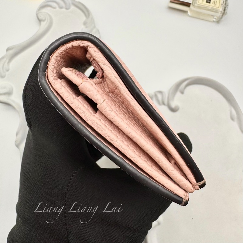 GUCCI經典蜜蜂金屬 LOGO 卡夾 | 短夾-21