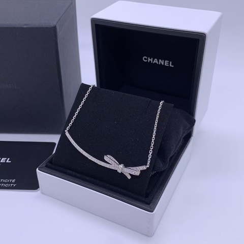 Chanel香奈儿RUBAN蝴蝶结项链 18K白金镶钻 ，2025购入