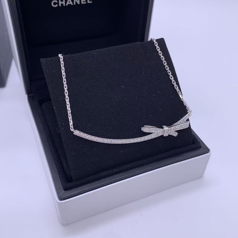 Chanel香奈儿RUBAN蝴蝶结项链 18K白金镶钻 ，2025购入-1
