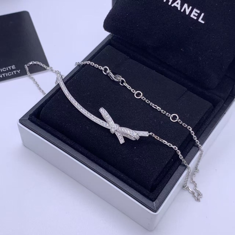 Chanel香奈儿RUBAN蝴蝶结项链 18K白金镶钻 ，2025购入-3