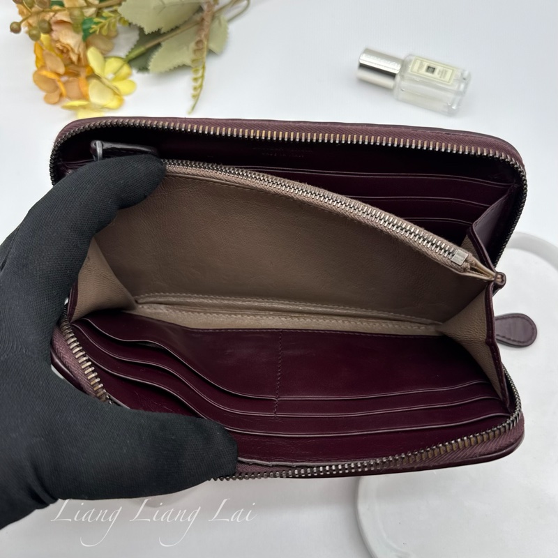 BOTTEGA VENETA BV經典編織小牛皮酒紅色拉鍊長夾-10