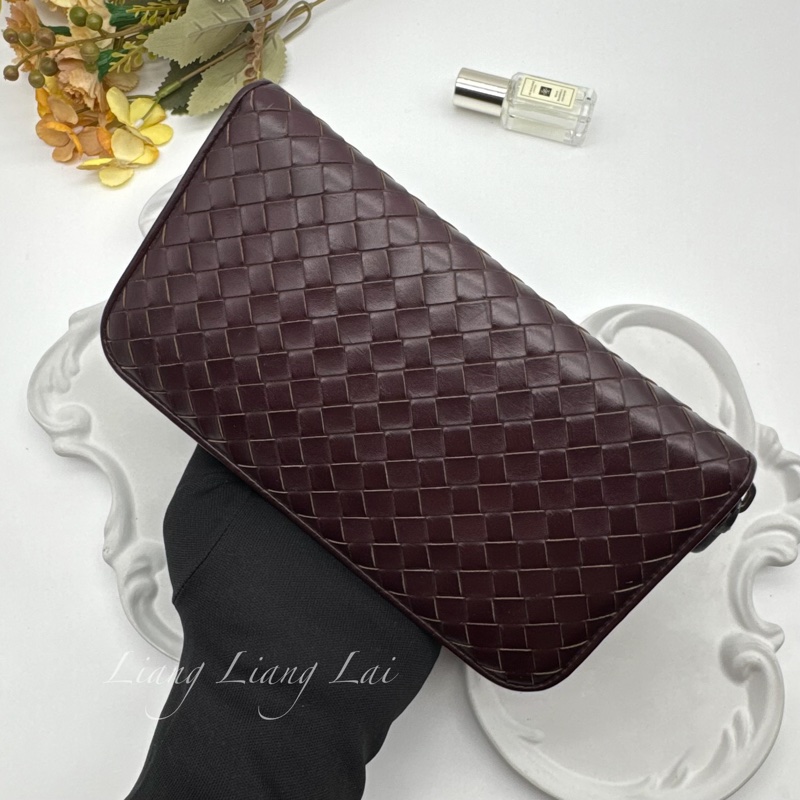 BOTTEGA VENETA BV經典編織小牛皮酒紅色拉鍊長夾-16