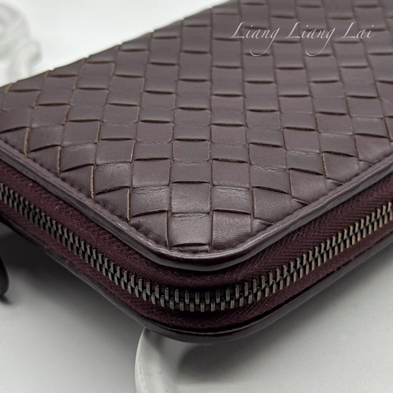 BOTTEGA VENETA BV經典編織小牛皮酒紅色拉鍊長夾-22