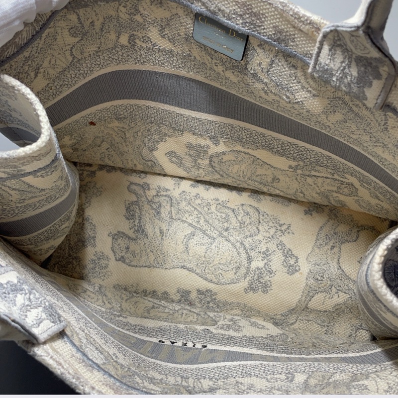 98新DIOR迪奧 BookTote中號茹伊印花老虎圖案 刺繡 托特包Tote包購物袋手提包灰色-12